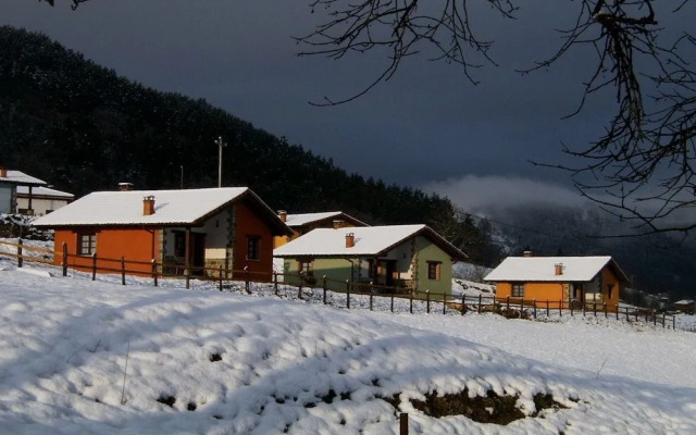Casa de Aldea El Regueru