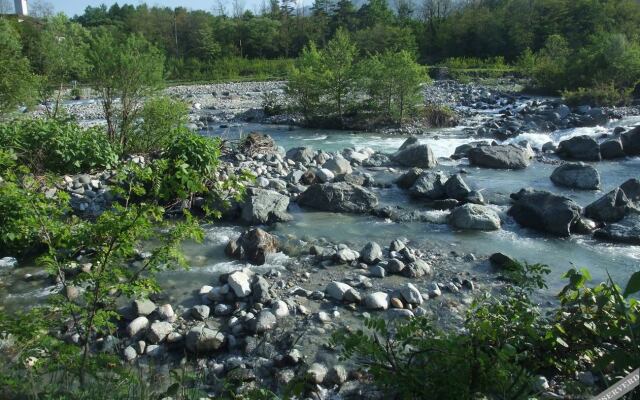 Resort Life Hakuba Station Apartments