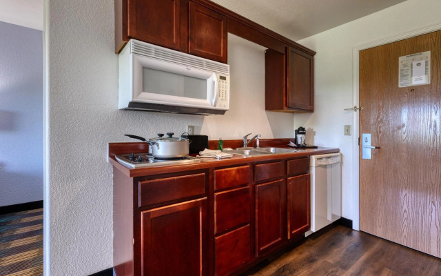 All Towne Suites