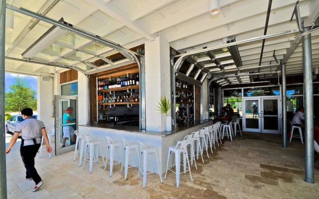 Galanta 2 Bedroom Condo By Coastal Dreamin