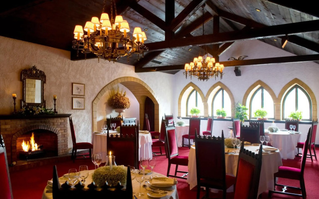 Royal Olympic Hotel