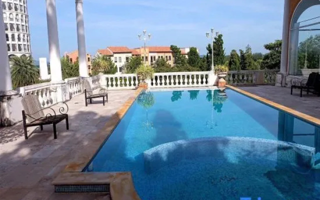 Villa Primo Khaoyai near Toscana