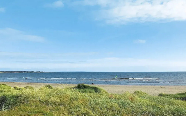6 Person Holiday Home in Skummeslovsstrand