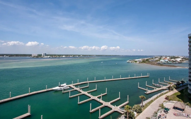 Crc0907 3 Bedroom Condo