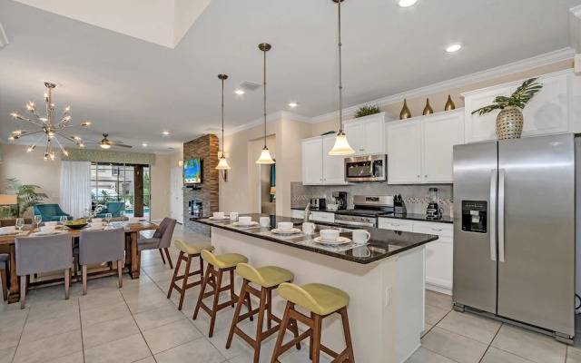 Villa! Private Pool & Game Room! Near Disney