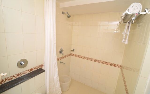 OYO 1637 Hotel Star Residency