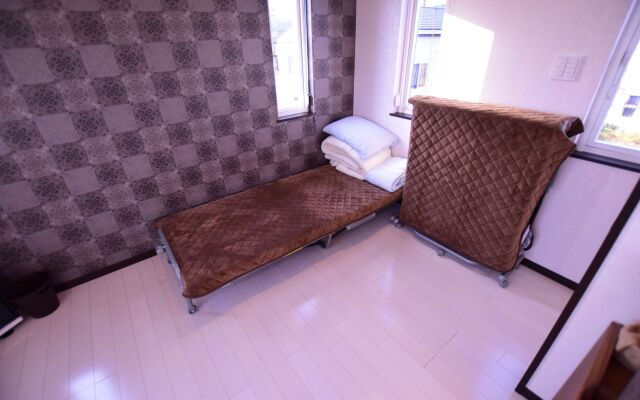 Shirahama House