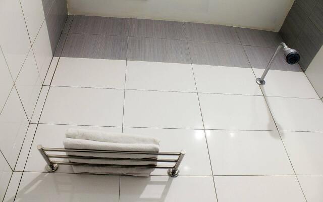 ZEN Rooms Lengkong Gatot Subroto