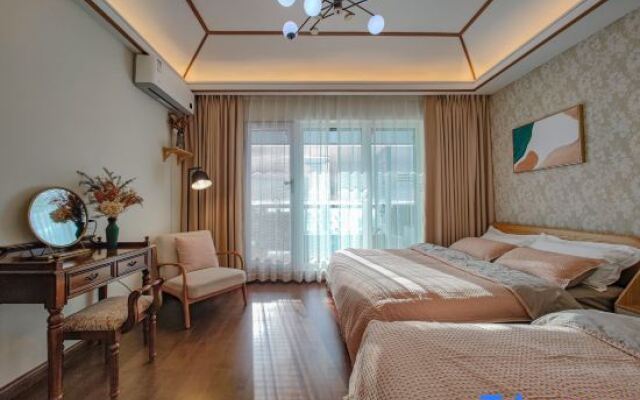 Wtown Cloud Dream Resorts