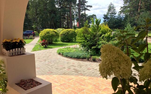 Guest house Karle