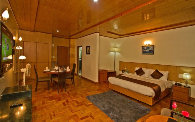 Hotel Broadways Inn