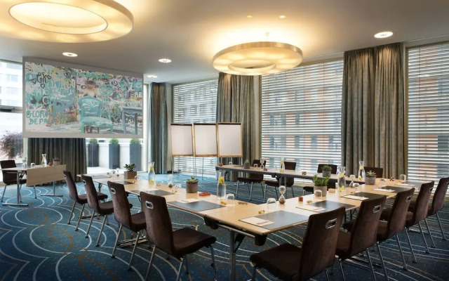 Renaissance Zurich Hotel