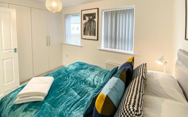 Tudors eSuites Two Bedroom House