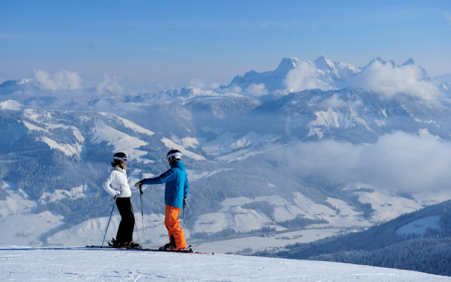 Classic Rooms by Crystal