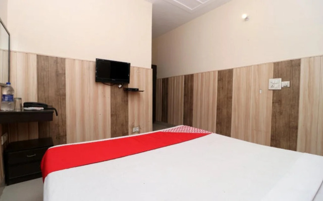 Hotel Relax by OYO Rooms