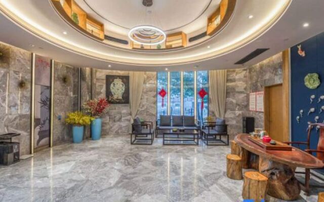 Pinghu Baimei Hotel (East Lake Scenic Area Branch)