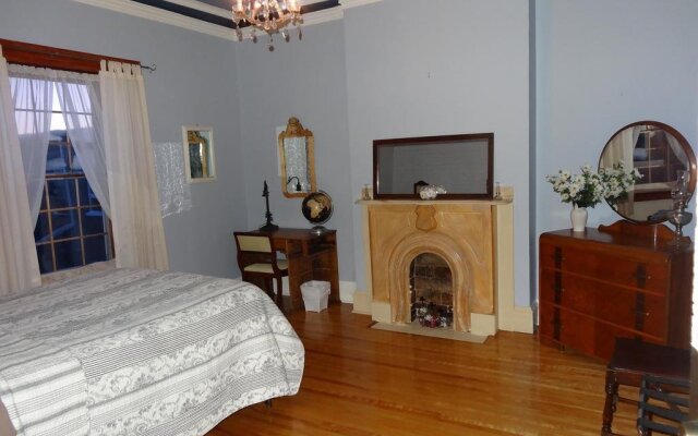 A Tanners Home Inn Bed and Breakfast