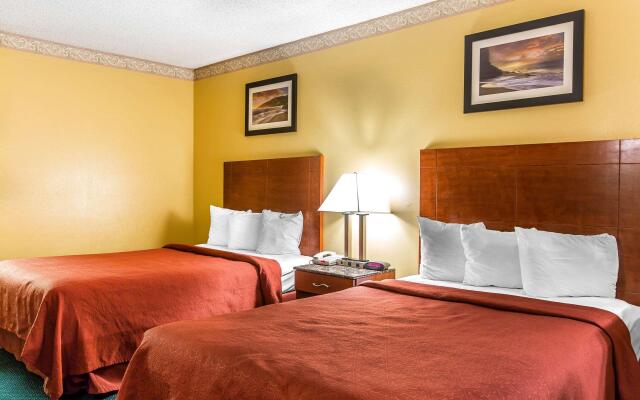 Quality Inn & Suites Camarillo - Oxnard
