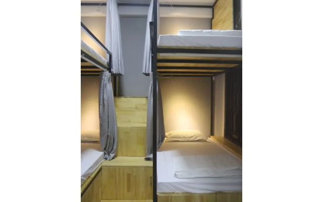 Vector Hostel