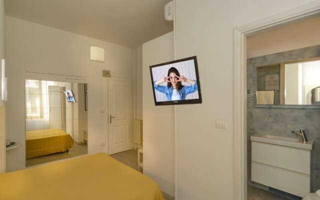 City Hotel