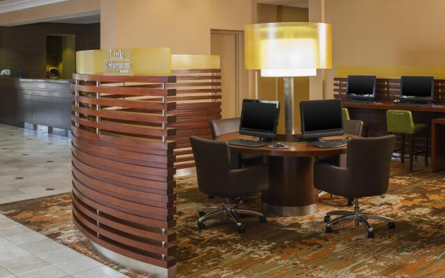 Sheraton Suites Market Center Dallas