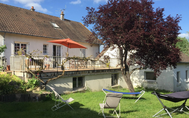 Maison et Table d'Hôtes Au Nom des Dames