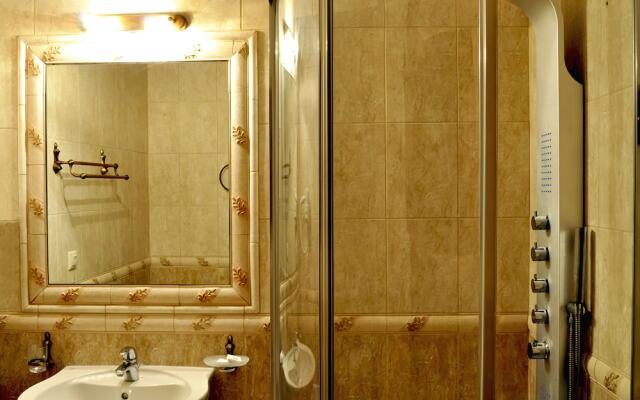 Areos Polis Hotel