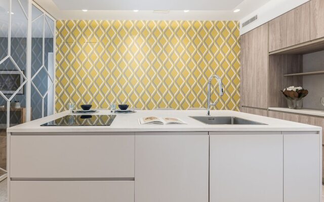 Home Club Alcala Apartments