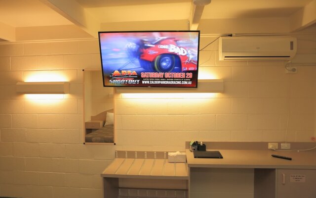 Econo Lodge Absolute Lake Entrance