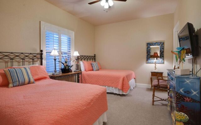 Dunes of Crystal Beach by Destin Getaways