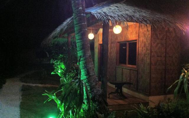 Tiki Bungalows and Bar