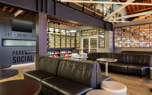 Holiday Inn Hotel & Suites St. Catharines Conference Center by IHG