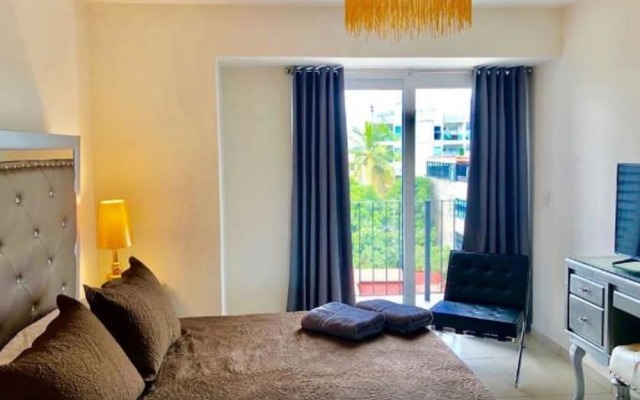 Niza Five Luxury Beach Apartments