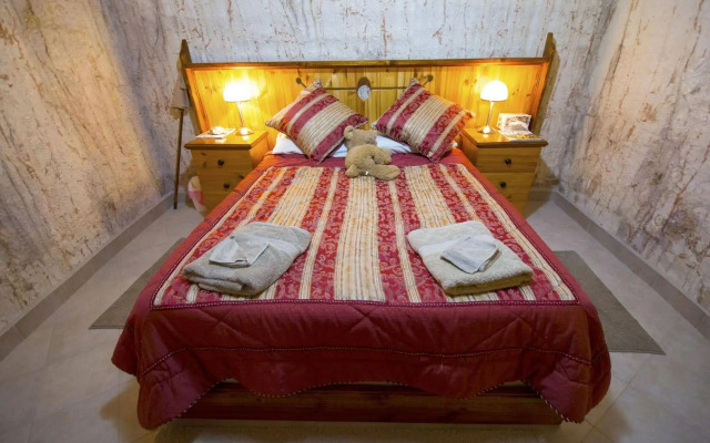 Down to Erth Bed and Breakfast