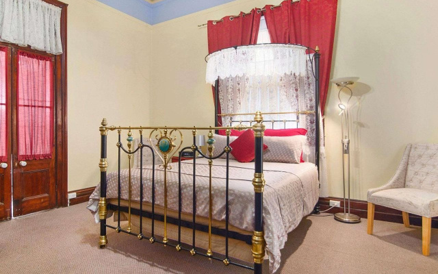 Warwick Settlers Inn