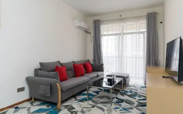 Yuanyu SOHO Apartment (Qingyuan Shunying Times Square)