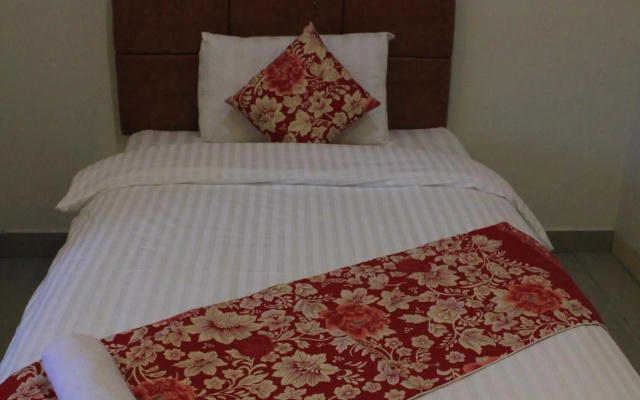 Mel's Inn Manado – Guest Rooms – Manado