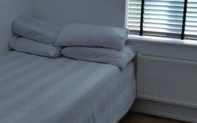 Immaculate 1-bed Apartment in Borehamwood