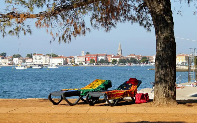 Apartments with a parking space Porec - 2285