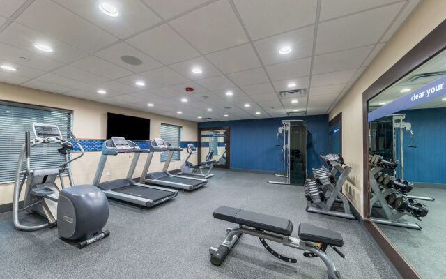 Hampton Inn & Suites Pryor