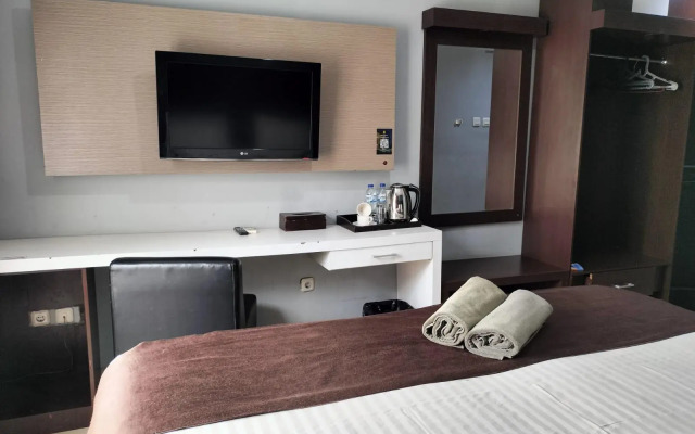 Rizen Premiere Hotel