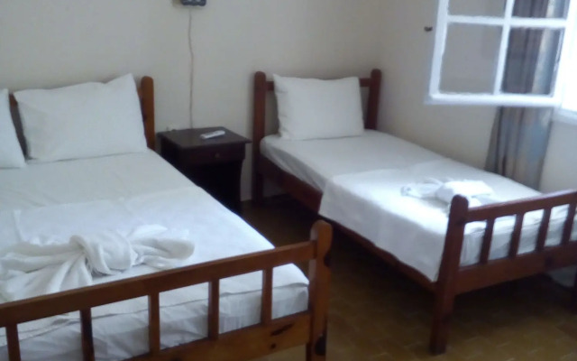 Ela Otel Hisarönü