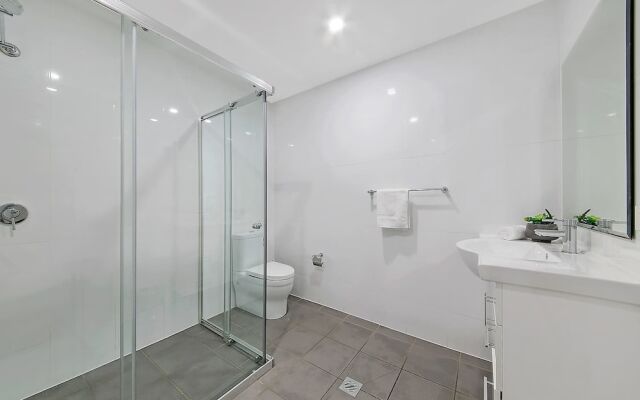 Southwest Liverpool Area 3 Beds & Parking Nwf003