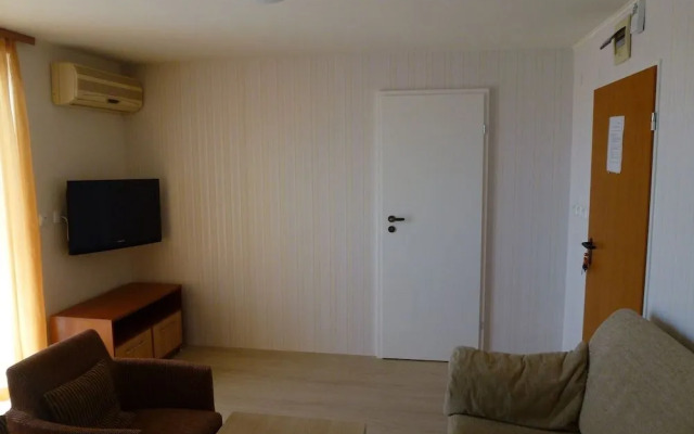 Apartments in Rainbow Holiday Complex