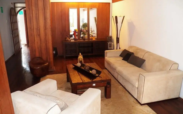 Quito Garden Hotel