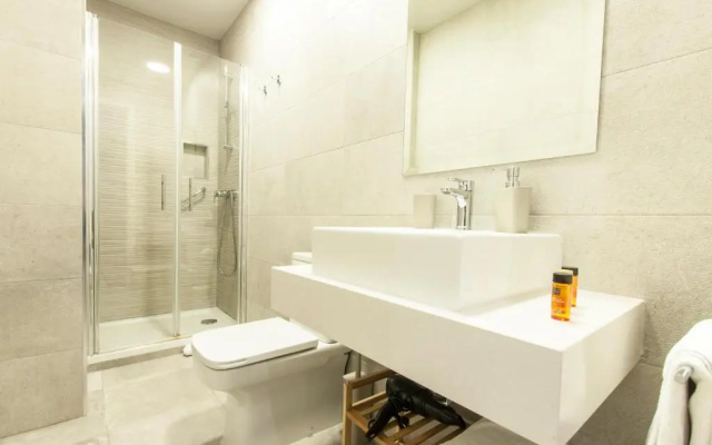 Arenal Suites Gran Via