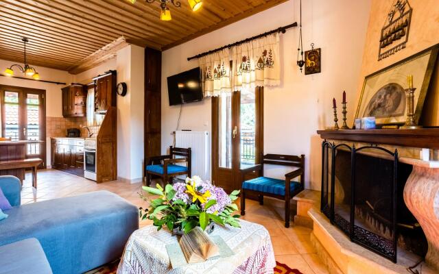 Stemnitsa Stone Residence - Comfy Mountain Getaway