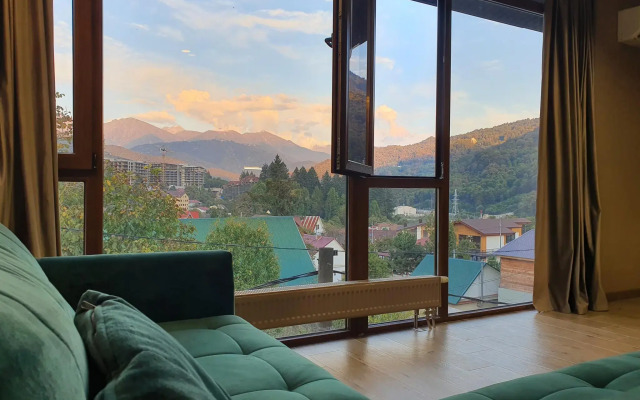 Apartment to Live in the Mountains on Turchinsky street 89
