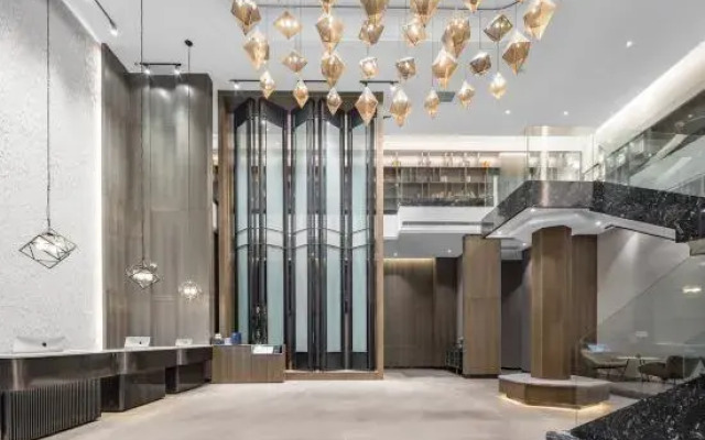 Madison Hotel Zhengzhou High Tech Zone Zhengzhou University