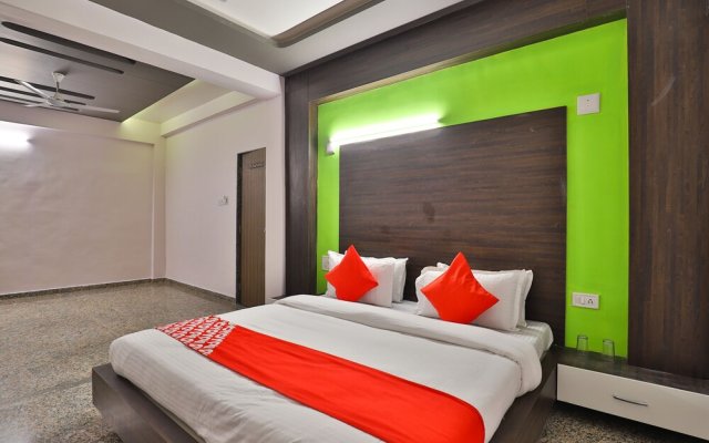 Hotel Ab Apple By OYO Rooms